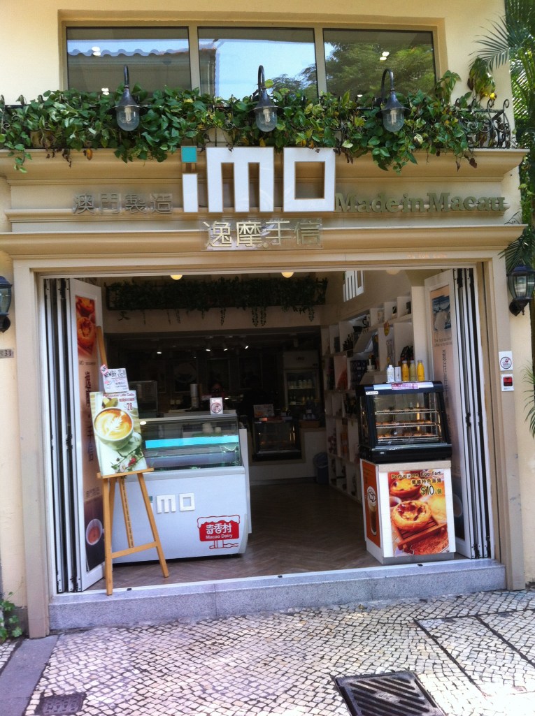 Cafe com pastel de Nata