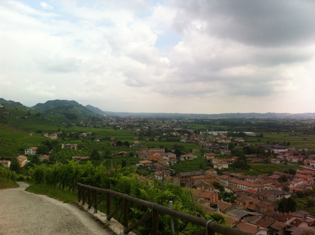Vista panorâmica de Col San Martino.