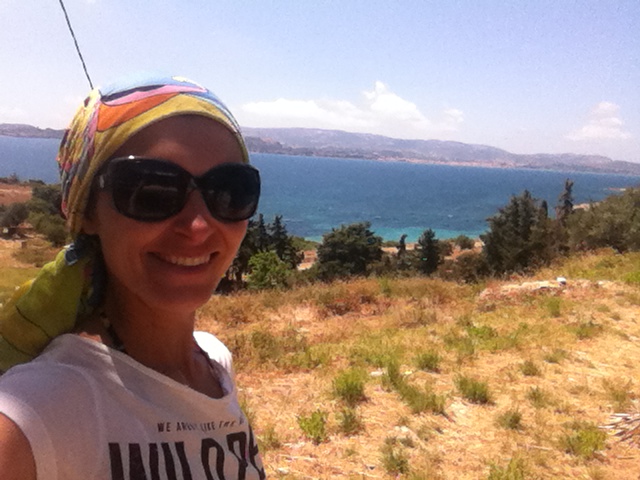 Se é pra caminhar então vamos atravessar a Fanari Road.